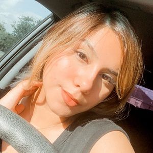 Meet your Posher, Isabella